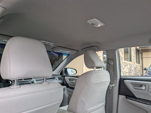 Used 2015 Toyota Camry LE FWD image 26