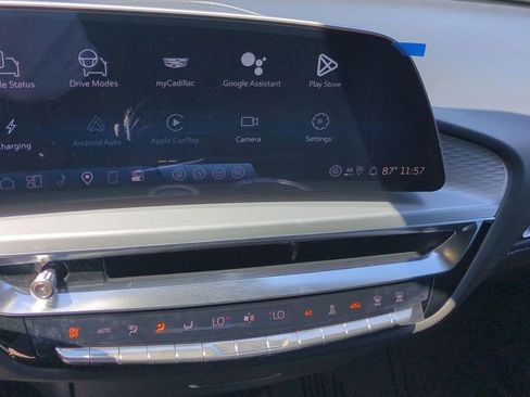 New 2026 Cadillac Lyriq Sport AWD/4WD image 9