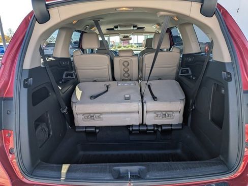 Used 2023 Honda Odyssey Touring image 12