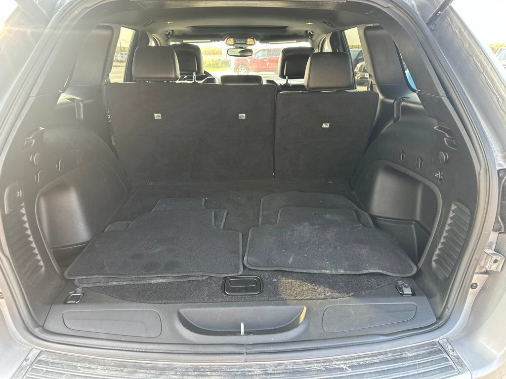 Used 2021 Jeep Grand Cherokee Limited AWD/4WD image 24