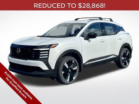 New 2026 Nissan Kicks SR w/ Cold Weather Package image 7