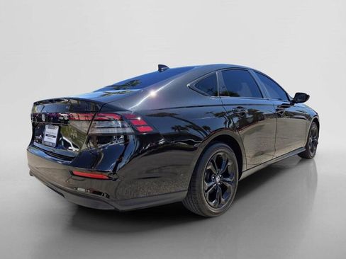 Used 2025 Honda Accord SE image 5