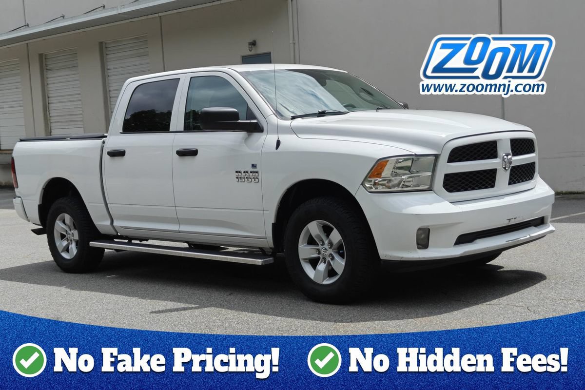 Used 2018 RAM 1500 Express AWD/4WD image 1