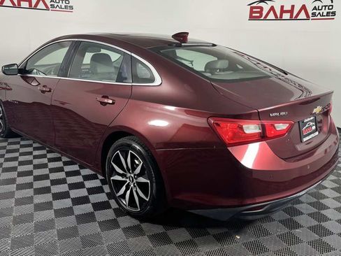Used 2016 Chevrolet Malibu LT w/ Leather Package FWD image 4