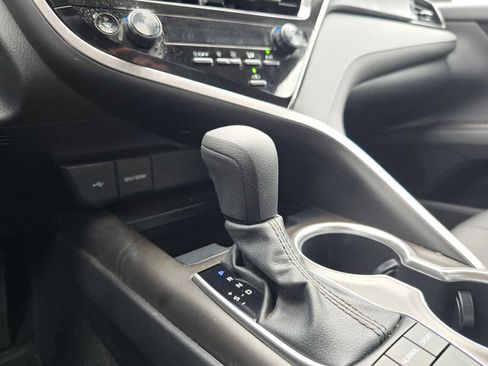 Certified 2024 Toyota Camry LE FWD image 32