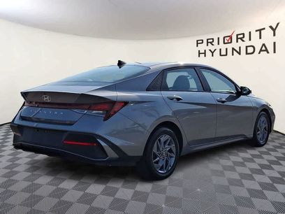 Used 2024 Hyundai Elantra SEL