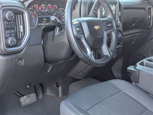 Used 2023 Chevrolet Silverado 2500 LT w/ Convenience Package image 16