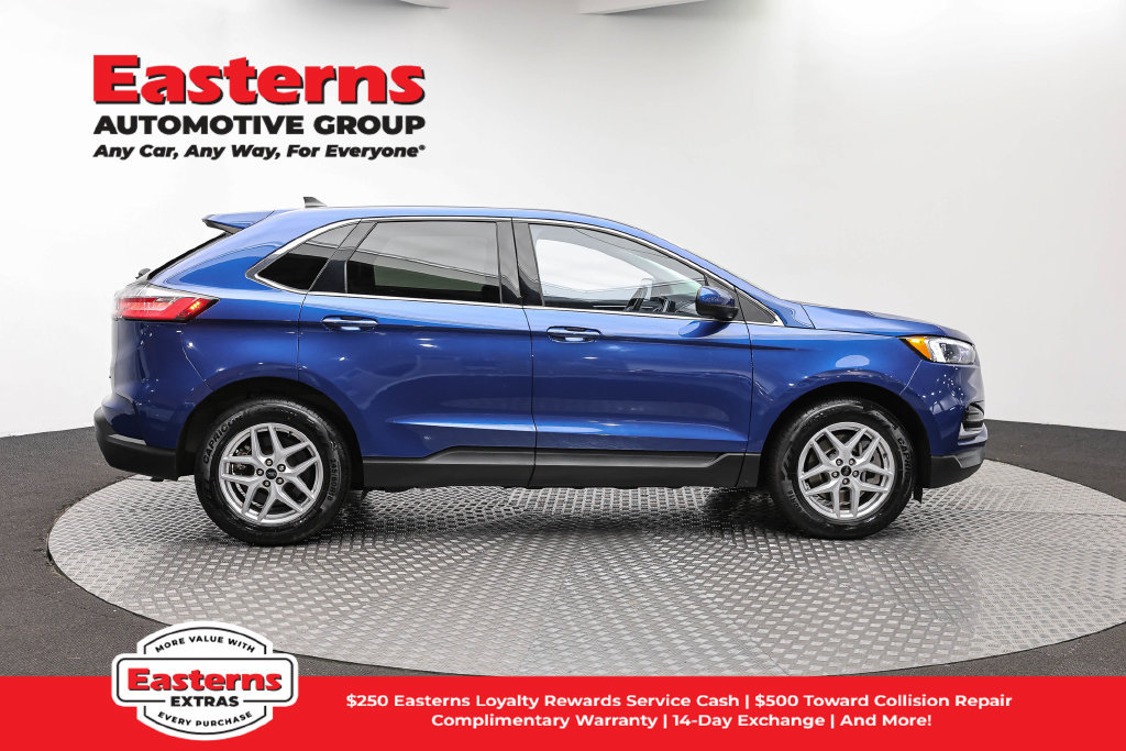 Used 2023 Ford Edge SEL AWD/4WD image 5
