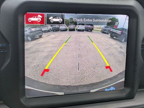 Used 2022 Jeep Wrangler Unlimited Rubicon 4xe w/ Cold Weather Group AWD/4WD image 25