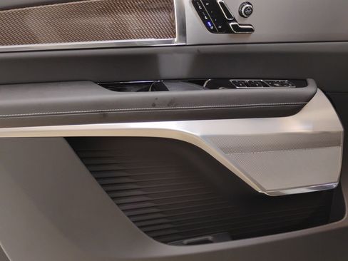 New 2026 Cadillac Vistiq Luxury w/ LPO, Floor Liner Package image 14