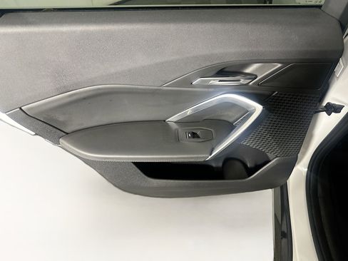 Used 2025 BMW X1 xDrive28i image 25