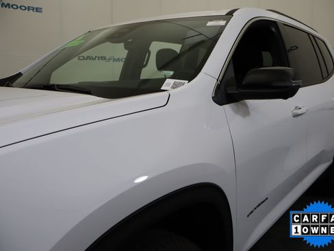 Used 2026 GMC Acadia Elevation w/ Elevation Premium Package AWD/4WD image 13