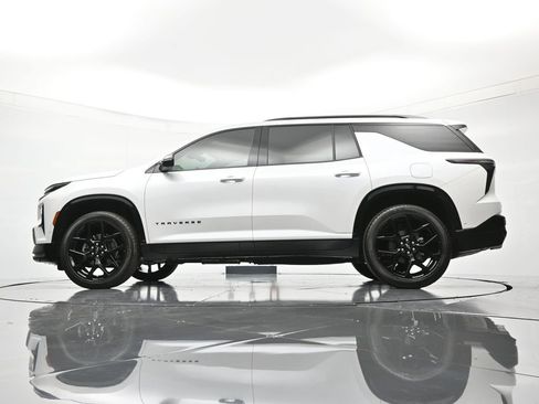 Certified 2024 Chevrolet Traverse RS w/ LPO, Floor Liner Package image 47