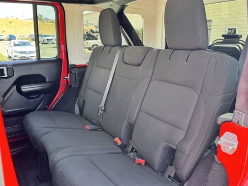 Used 2020 Jeep Wrangler Unlimited Sport S AWD/4WD image 28
