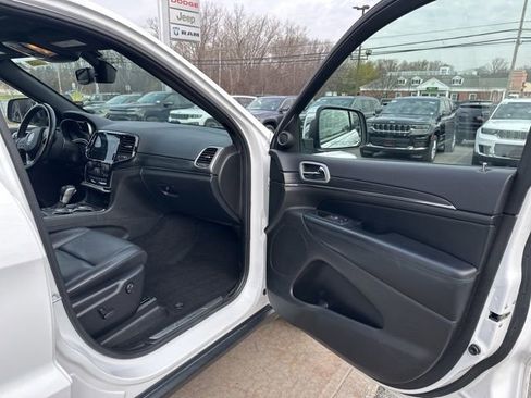 Certified 2021 Jeep Grand Cherokee Limited image 9