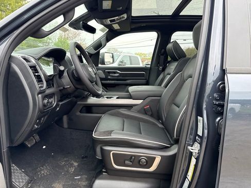 New 2026 RAM 1500 Laramie w/ Night Edition AWD/4WD image 18