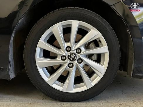 Used 2022 Toyota Camry LE FWD image 43