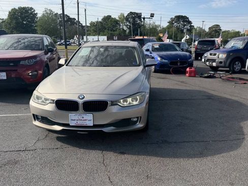 Used 2014 BMW 320i Sedan image 16