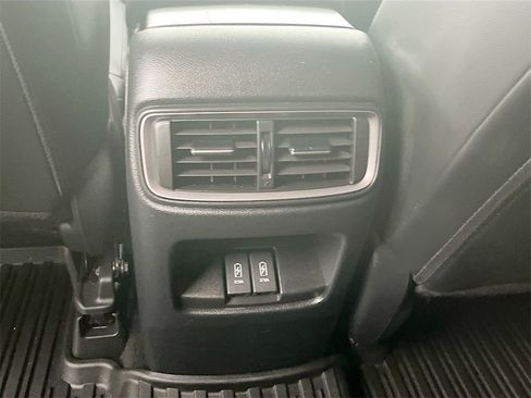 Used 2021 Honda CR-V Touring image 23