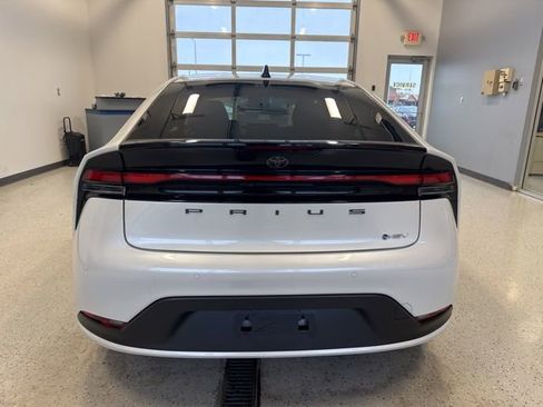 New 2026 Toyota Prius LE image 6