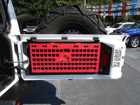 Used 2019 Jeep Wrangler Unlimited Rubicon w/ Dual Top Group image 27