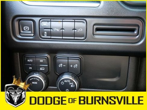 Used 2021 Chevrolet Tahoe RST w/ Luxury Package AWD/4WD image 19