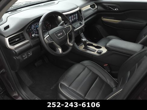 Used 2017 GMC Acadia Denali w/ Technology Package image 9
