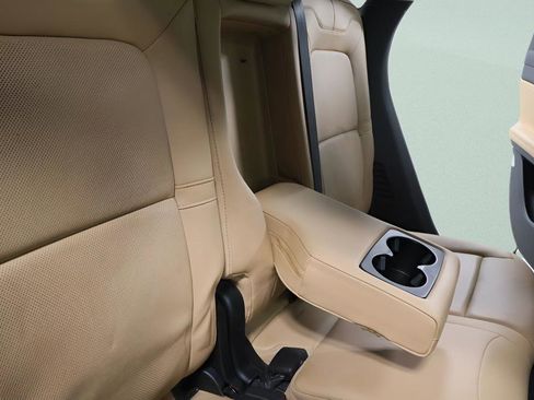 Used 2021 Lincoln Corsair Reserve w/ Equipment Group 201A image 29