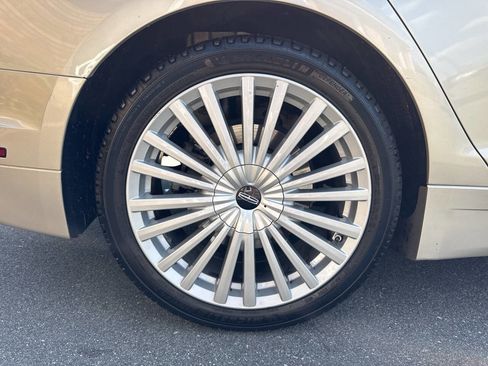 Used 2017 Lincoln MKZ Reserve AWD/4WD image 38