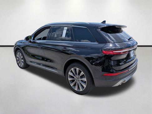 Used 2021 Lincoln Corsair Reserve FWD image 6