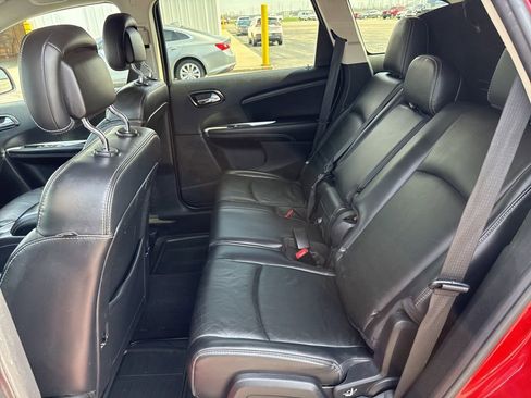 Used 2014 Dodge Journey Limited w/ Driver Convenience Group FWD image 11