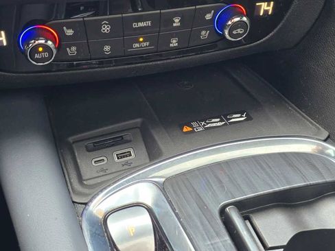 Used 2023 Buick Enclave Premium w/ Experience Buick Package image 22