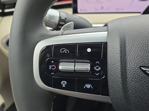 New 2026 Genesis GV70 2.5T Select image 23