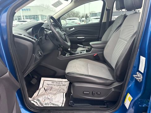 Used 2017 Ford Escape SE w/ Equipment Group 201A image 22