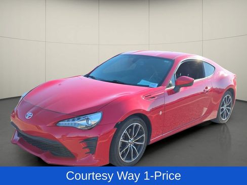 Used 2020 Toyota 86 RWD image 4