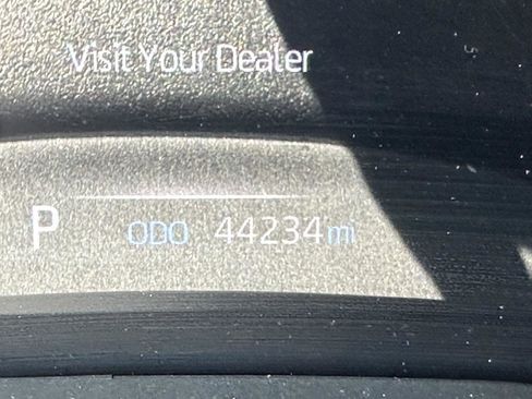 Used 2024 Toyota Sienna XLE FWD image 14