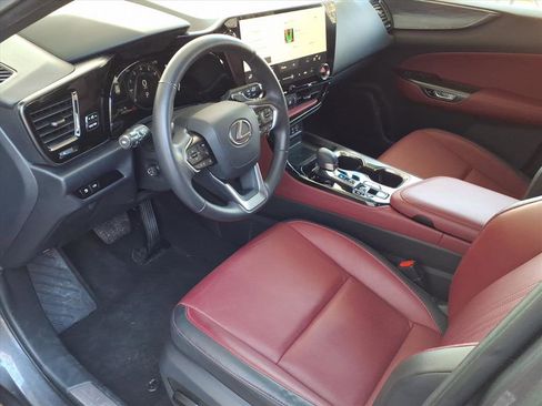 Used 2023 Lexus NX 350 AWD image 12