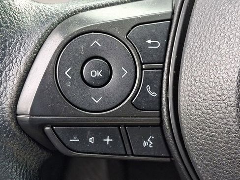 Used 2022 Toyota Corolla LE image 23