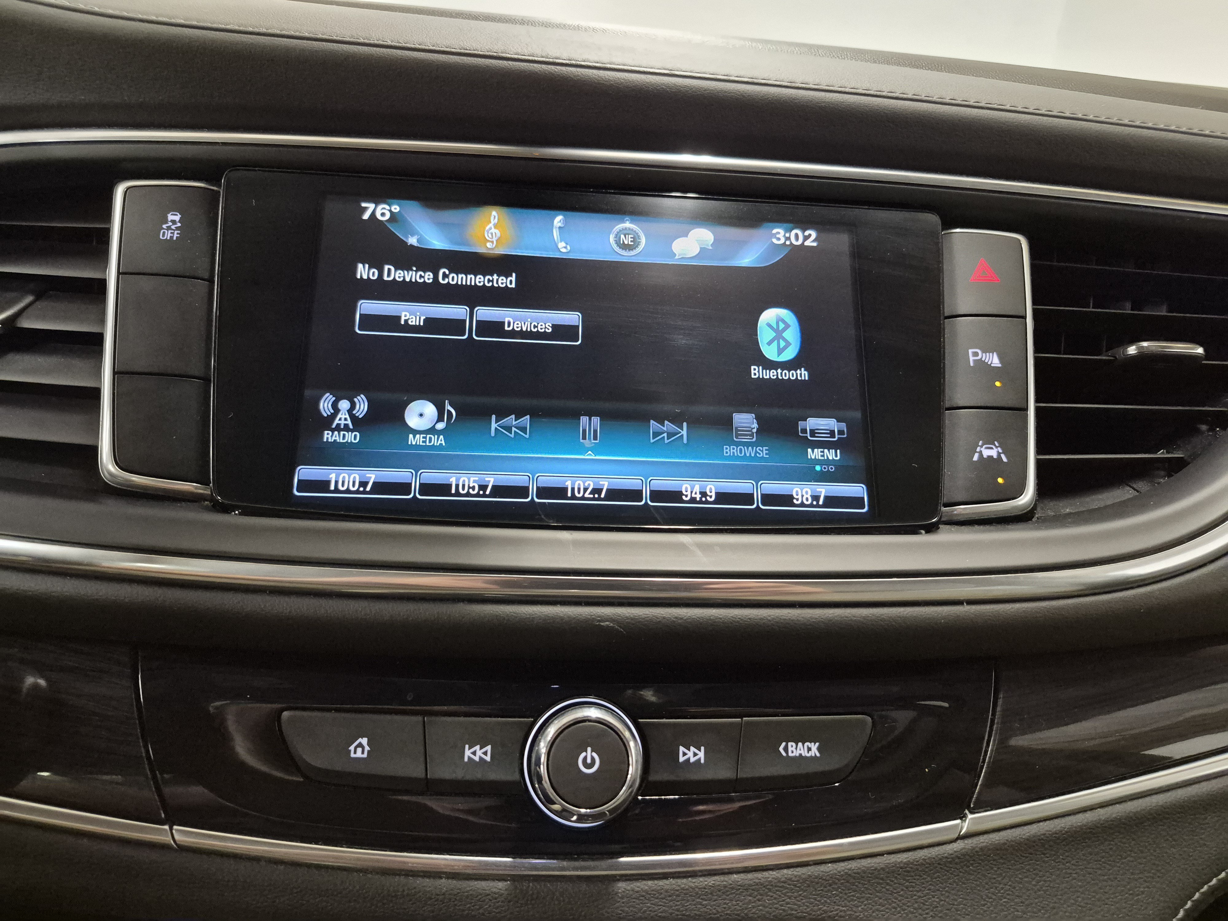 Used 2018 Buick Enclave Premium FWD image 34