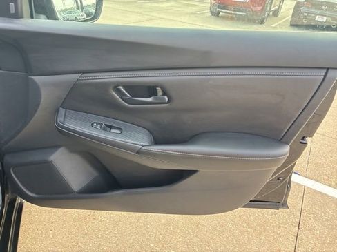 Used 2025 Nissan Sentra S image 14