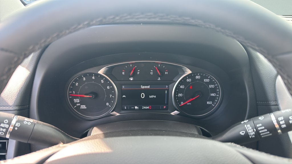 Used 2024 GMC Terrain SLT w/ Tech Package FWD image 29