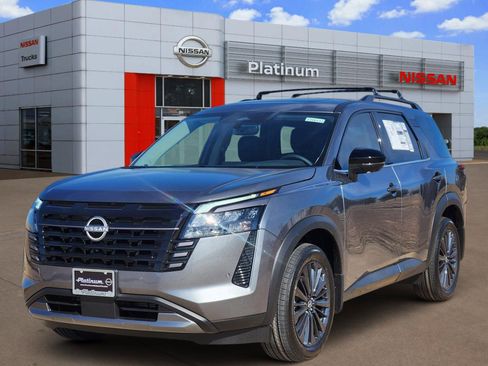 New 2026 Nissan Pathfinder SL image 2