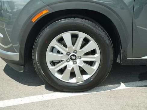Used 2025 Hyundai Palisade SEL FWD image 11