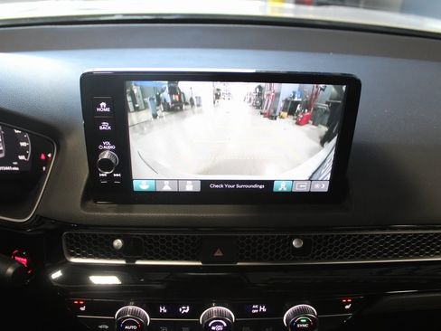 Used 2023 Honda Civic Touring image 28