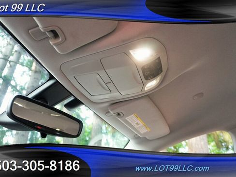 Used 2017 Chrysler Pacifica Touring-L FWD image 27