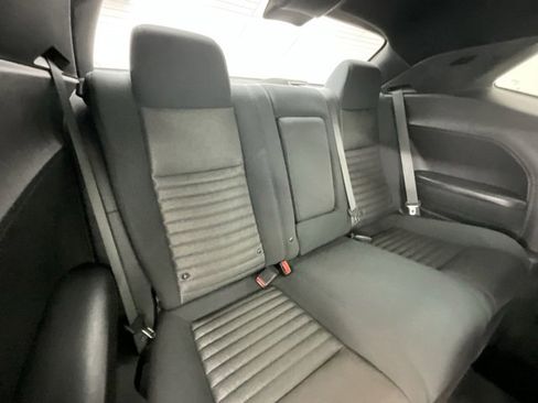 Used 2012 Dodge Challenger R/T image 13
