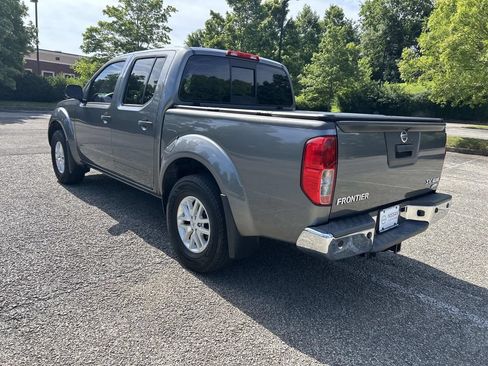 Used 2019 Nissan Frontier SV w/ Value Truck Package AWD/4WD image 5