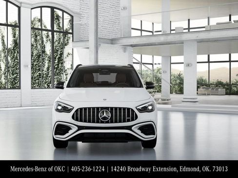 New 2026 Mercedes-Benz GLA 35 AMG 4MATIC image 7