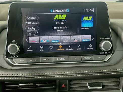 Used 2023 Nissan Rogue S FWD image 21