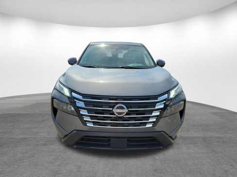 Used 2025 Nissan Rogue SV FWD image 2